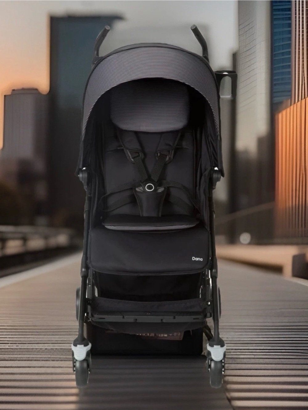 Maxi-Cosi Dana
Kids Stroller - Gray/Black - Picture 6 of 10